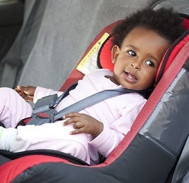 Une petite balade en voiture avec son tout-petit