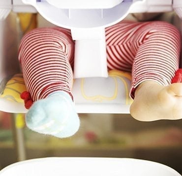 Entre 6 et 9 mois, bébé franchit de nombreux caps !