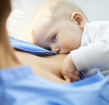 Comment réussir les premières tétées ?