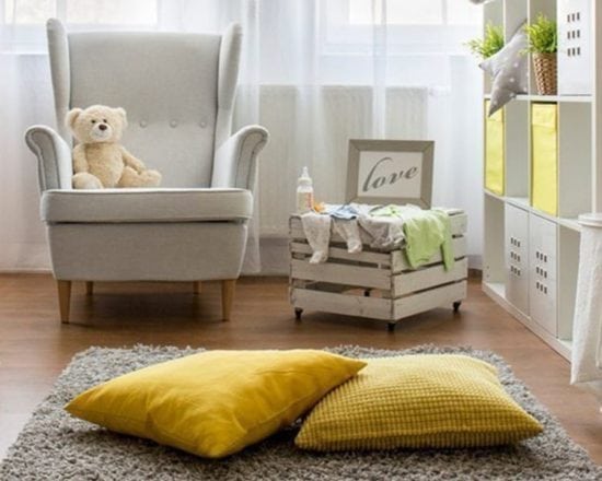 Cinq astuces pour une chambre de bébé rangée !
