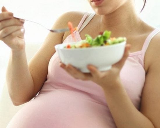 Les gestes beauté à adopter durant la grossesse