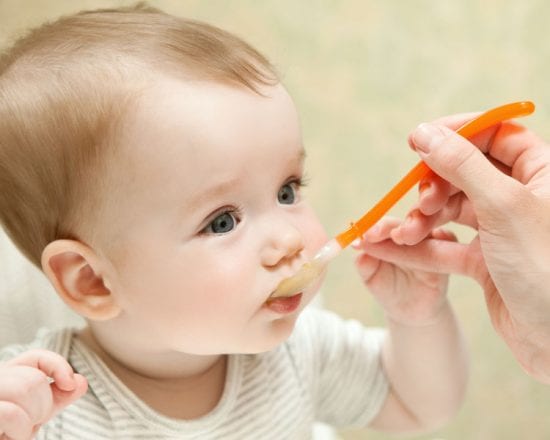 Diversification alimentaire et allaitement : quand et comment ?