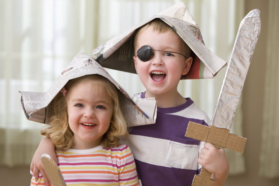 boite activites petits curieux 4 epee histoires