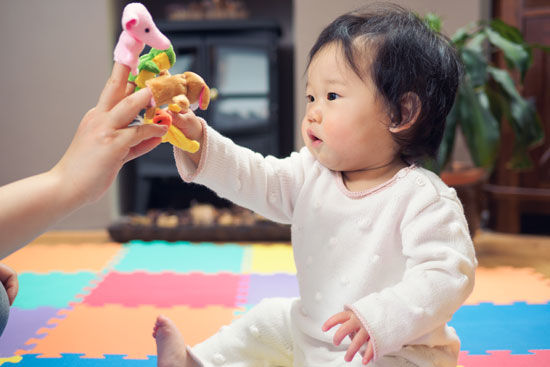 activites enfants maison marionnettes doigts