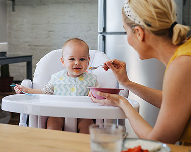 Alimentation bébé 8 mois : repas & menu